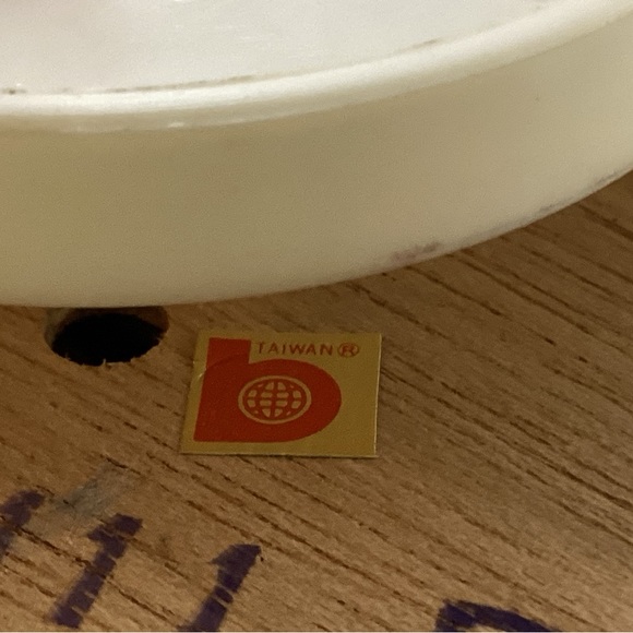 Brinn's Vintage Christmas Bear Stocking Revolving Musical Figurine With Box - Picture 6 of 10